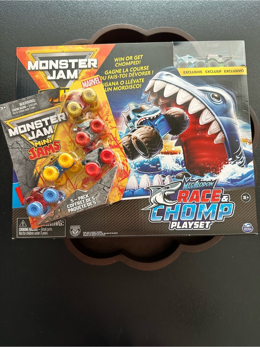 Monster Jam Mini Megalodon Race & Chomp Playset With 5-Pack Marvel Mini Jams